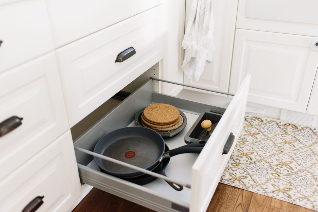 Drawers under the cooktop hold frying essentials