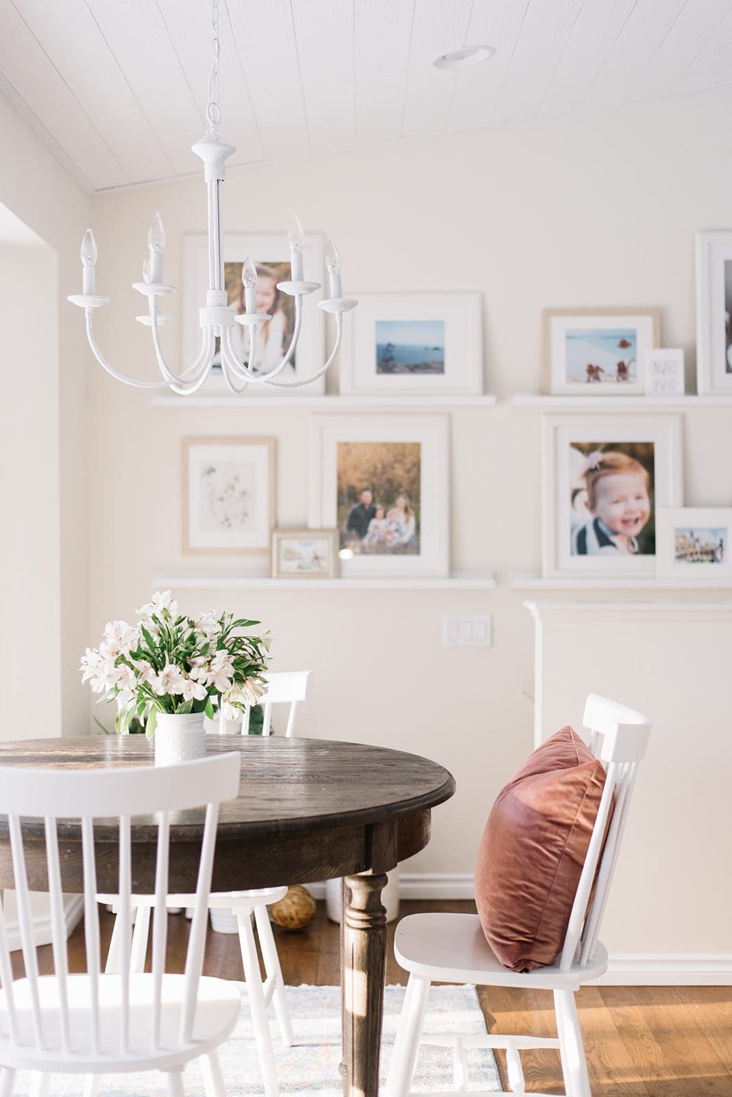 Dining room with gallery wall