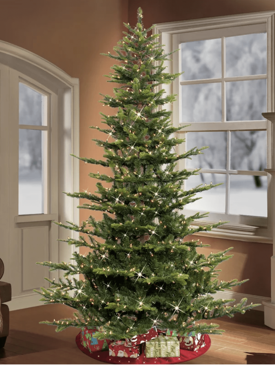 How to Decorate a Sparse Christmas Tree The Ginger Home