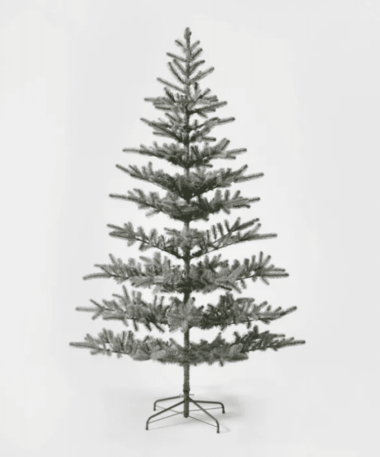 How to Decorate a Sparse Christmas Tree The Ginger Home