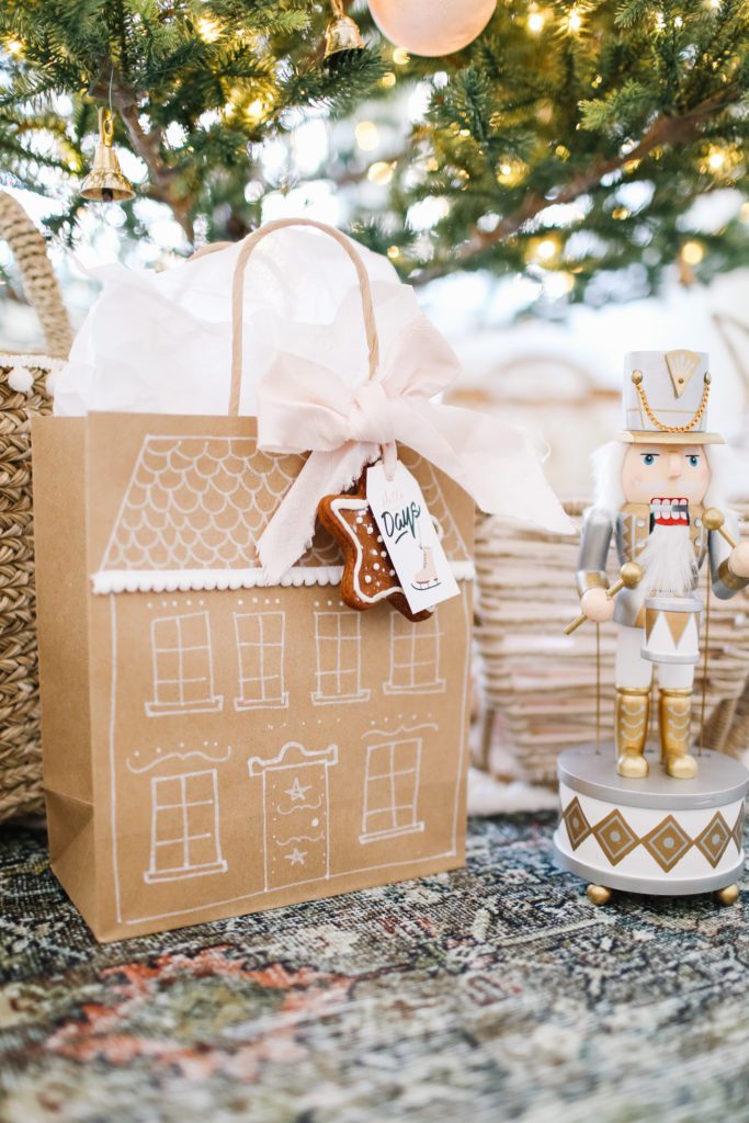 Gingerbread house gift bag