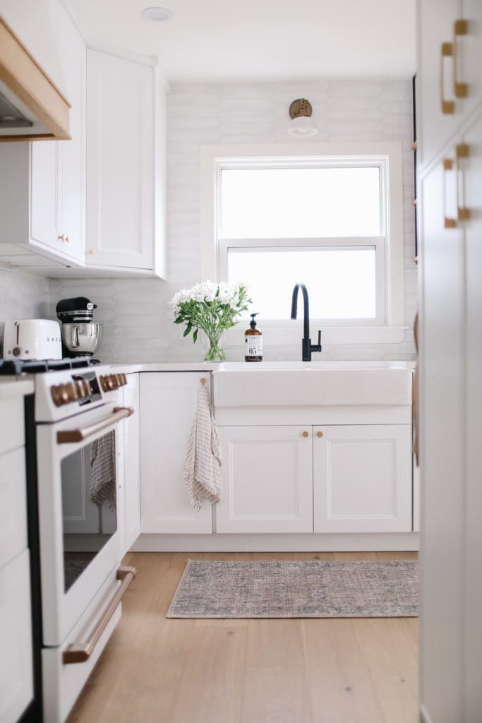 Small white farmhouse kitchen